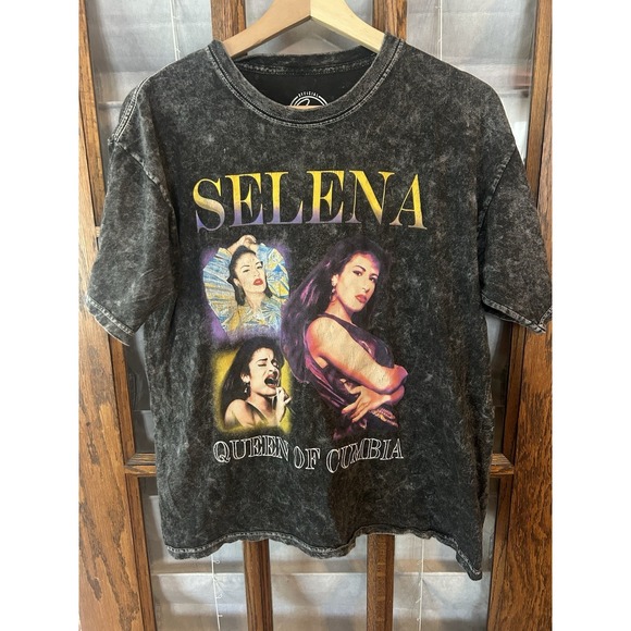 selena Tops - Licensed  Selena T-Shirt L Black Queen of Cumbia Unisex Shirt Large